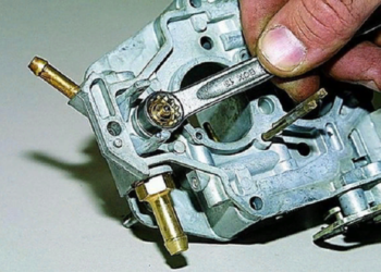 Игольчатый клапан карбюратора