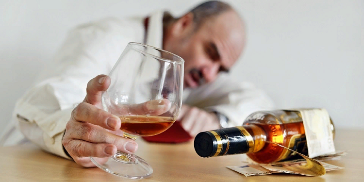 Алкоголизм излечим, если с ним бороться не в одиночестве