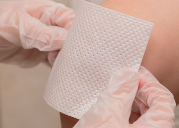 Японские ученые придумали вакцину против гриппа в виде пластыря