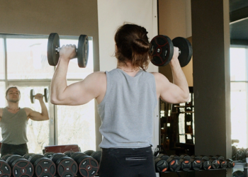 Силовые тренировки на спину: правила и советы