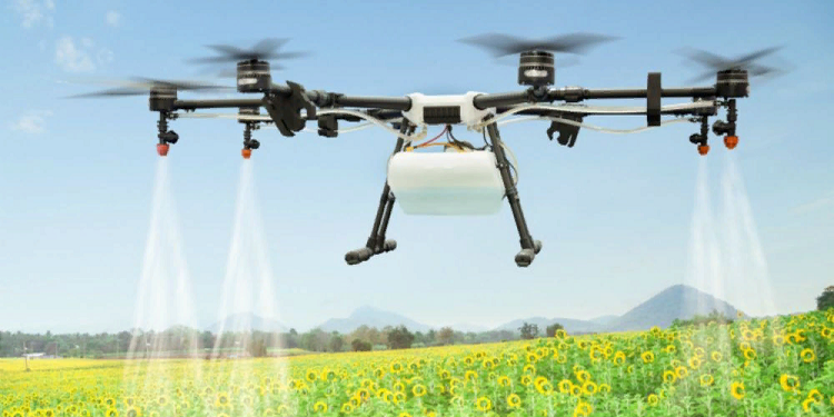 Обработка садов агро-дронами: достоинства и правила