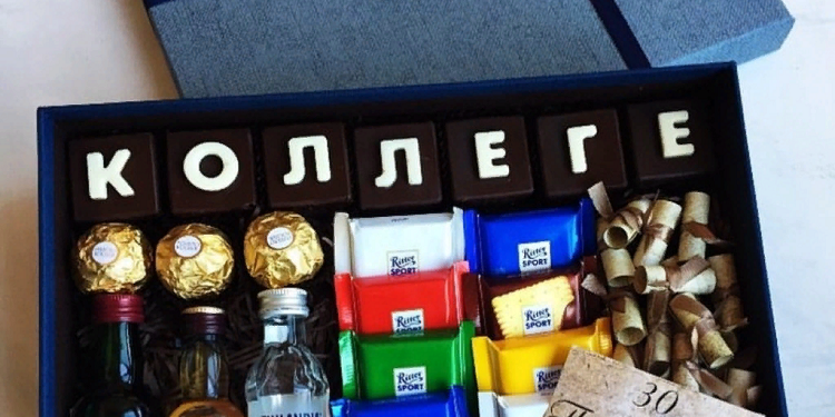 Подарунок на День Народження коллеги: як обирати