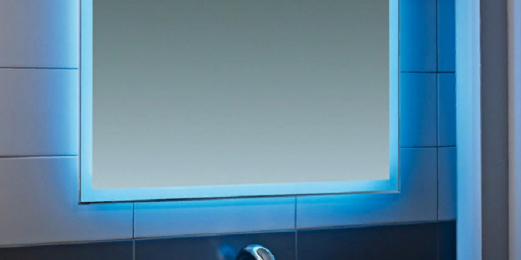 Зеркала с подсветкой: достоинства и критерии выбора