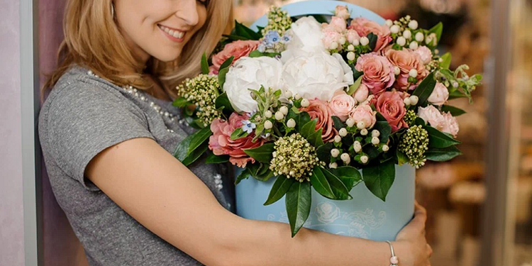 Достоинства и правила выполнения доставки цветов