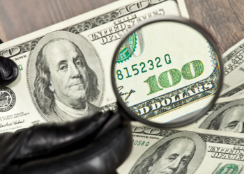 Как распознать фальшивые банкноты при обмене валюты