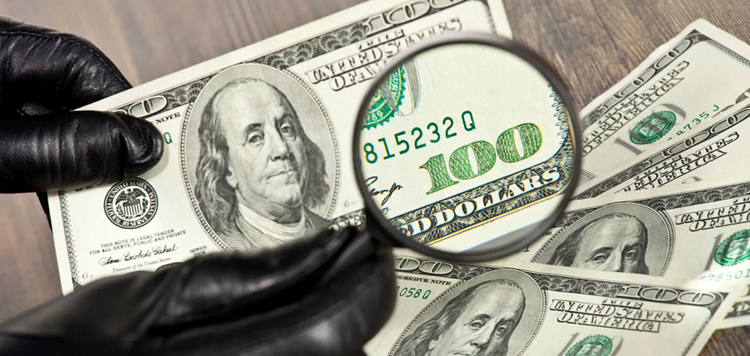 Как распознать фальшивые банкноты при обмене валюты