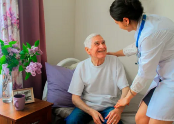 Подробности про частный дом для престарелых и его услуги