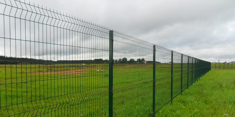 3Д забор из сетки: главные преимущества и правила установки