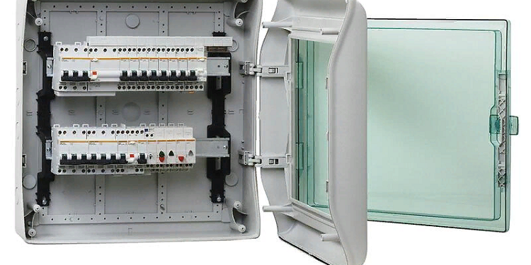 Преимущества использования боксов для автоматических выключателей