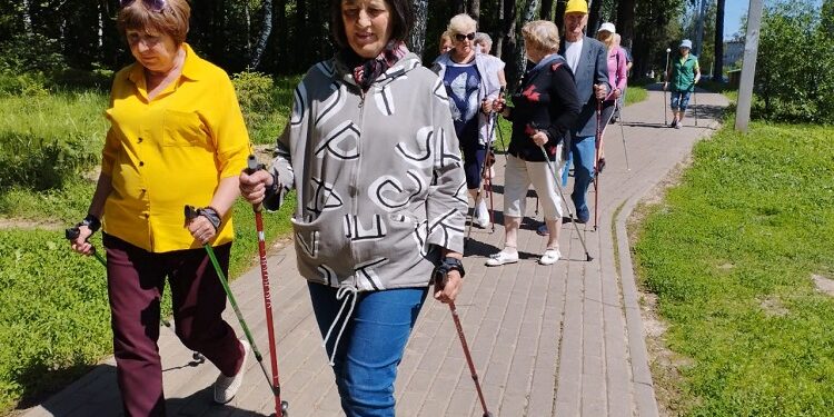 5 лучших маршрутов для скандинавской ходьбы в Днепре