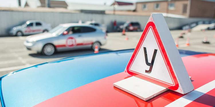 Для чого потрібні теоретичні заняття в автошколі