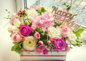 Как выбирать цветы на День Рождение и их разновидности