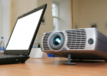 Как выбрать мультимедийное оборудование и его применение