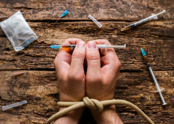 Как по внешним признакам распознать наркозависимого человека