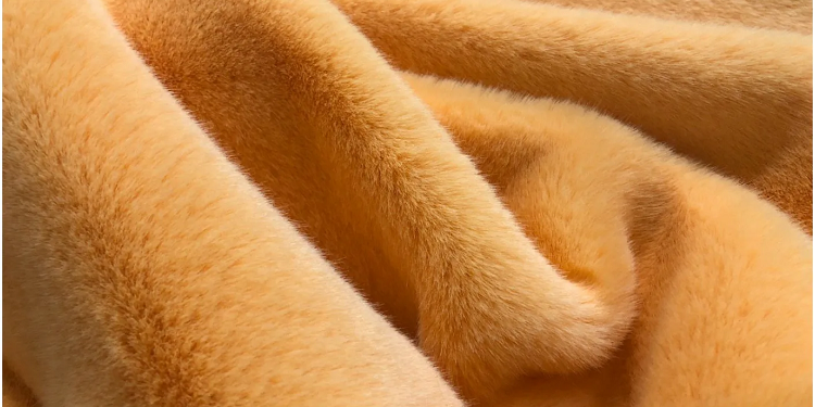 Что такое искусственный мех и особенности его применения