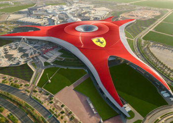 Феррари Парк в Абу-Даби: достоинства и возможности