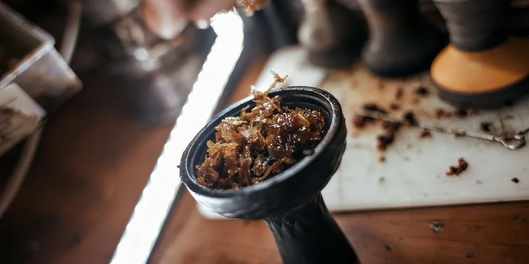 Чи можна самостійно приготувати тютюн для кальяну і що для цього потрібно