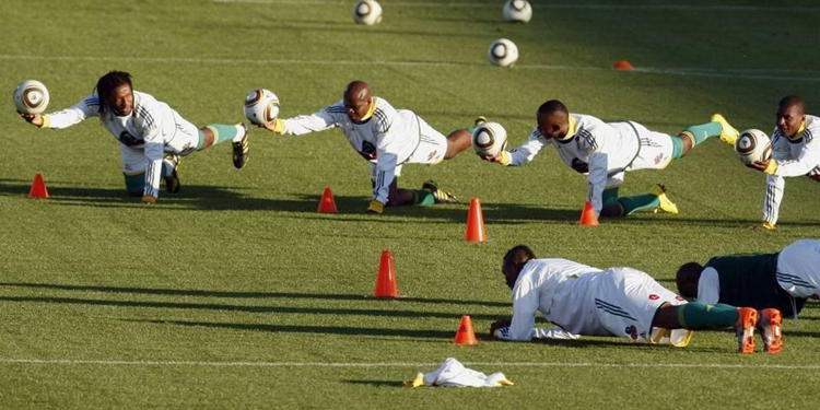 Екіпірування для футболістів: види та правила