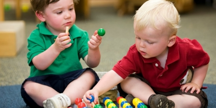 Как привлечь ребенка к активным играм с помощью правильных игрушек