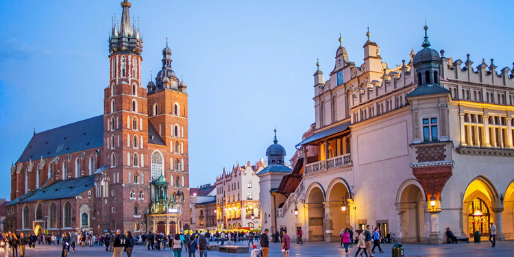 Услуги по поиску работы в Польше от компании TEEAL