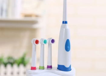Электрическая зубная щетка: советы по выбору и использованию