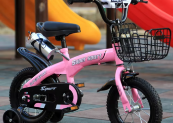 Дитячі велосипеди: як обирати, різновиди та характеристики
