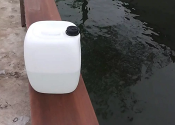 Как отмыть пластиковую канистру: что нужно знать