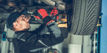 Як уникнути стуків у підвісці: основні несправності та їх вирішення