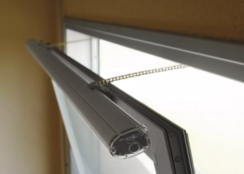 Электроприводы на окна: основные виды и выбор