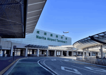 Diana from Brazil. Layover Tour in Narita. First Terminal