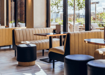 Индивидуальный заказ диванов для HoReCa: от идеи до воплощения