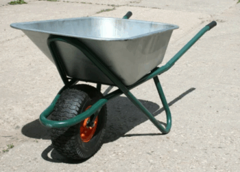 Строительные тачки: требования, виды и рекомендации по выбору