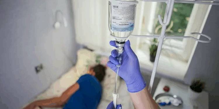 Чем может помочь капельница от запоя на дому