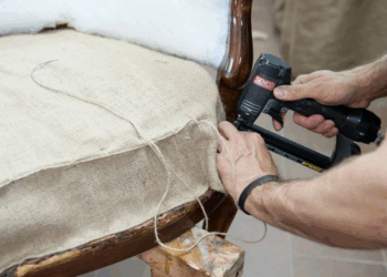 Что нужно знать о перетяжке мебели и советы