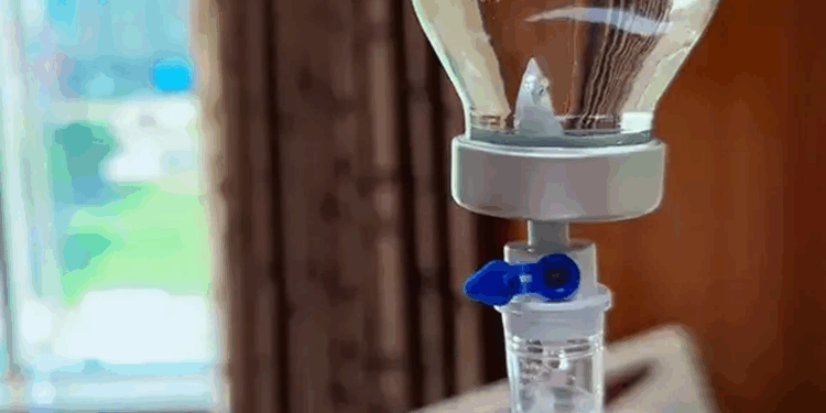 Чем и как помогает капельница от похмелья: достоинства и свойства