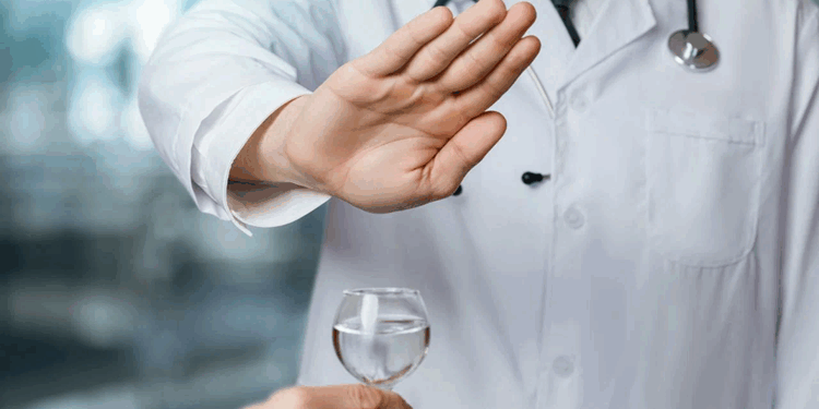 Вывод из запоя анонимно: особенности и правила выполнения