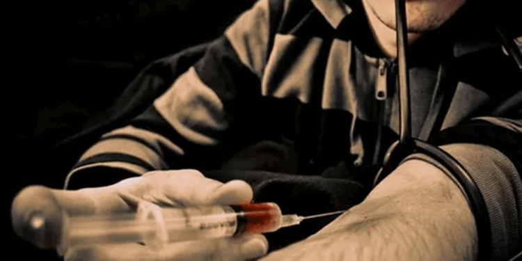 Как определить наличие наркомана и его положительные стороны