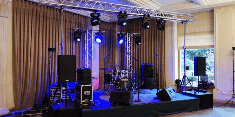 Прокат оборудования для мероприятий от компании Sochi Screen