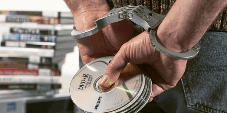 Нарушение авторских прав: статья, закон и последствия