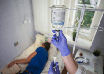 Капельница от похмелья на дому в Иркутске: быстрый способ восстановления организма