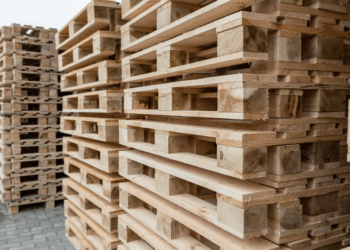 Советы по изготовлению и практическому использованию деревянных поддонов в логистике