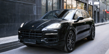 Обзор Porsche Cayenne и его основные характеристики для пользователей и автолюбителей