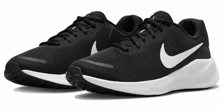 Переваги та поради щодо вибору кросівок Nike для комфортного носіння