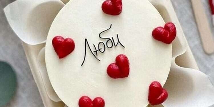 Оформление торта на 14 февраля: идеи декора, надписи и сочетания цветов