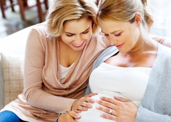 Суррогатное материнство: как работает и что означает для семьи