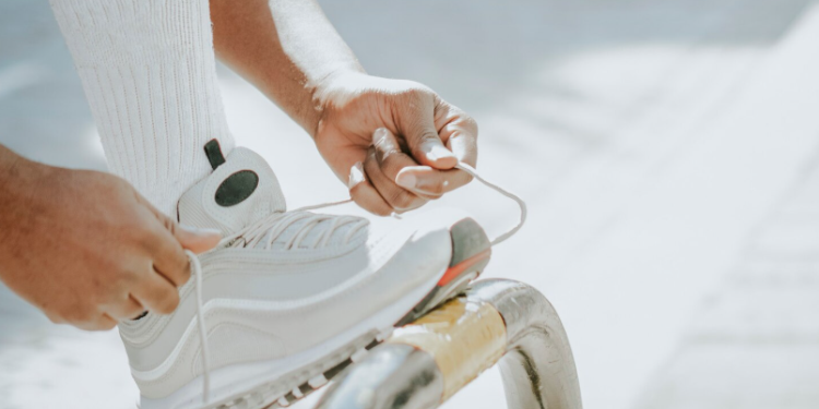 Где выгоднее покупать кроссовки за границей: США, Европа или Азия